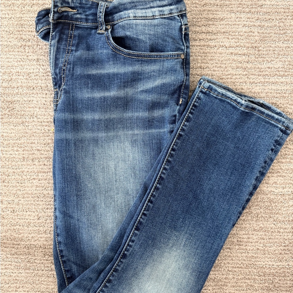 BKE Denim Straight Leg Jeans in Classic Blue